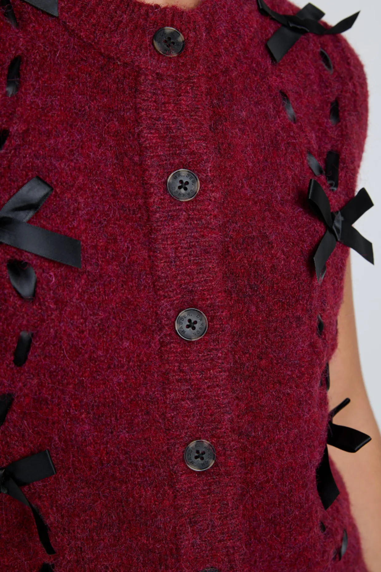 aggie knit vest with bows- burgundy cable