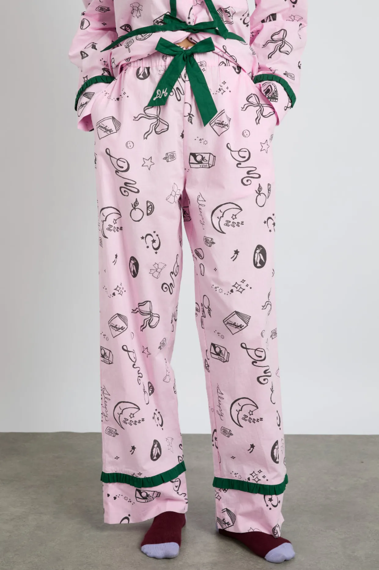 antonella pj set - pink sleep symbols