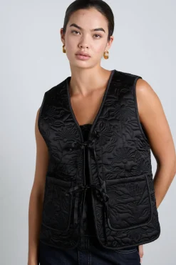 arte reversible gilet - black u0026 pink satin
