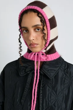 hood in cream u0026 choc with pink tie