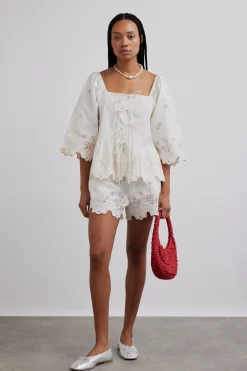 lana shorts - broderie