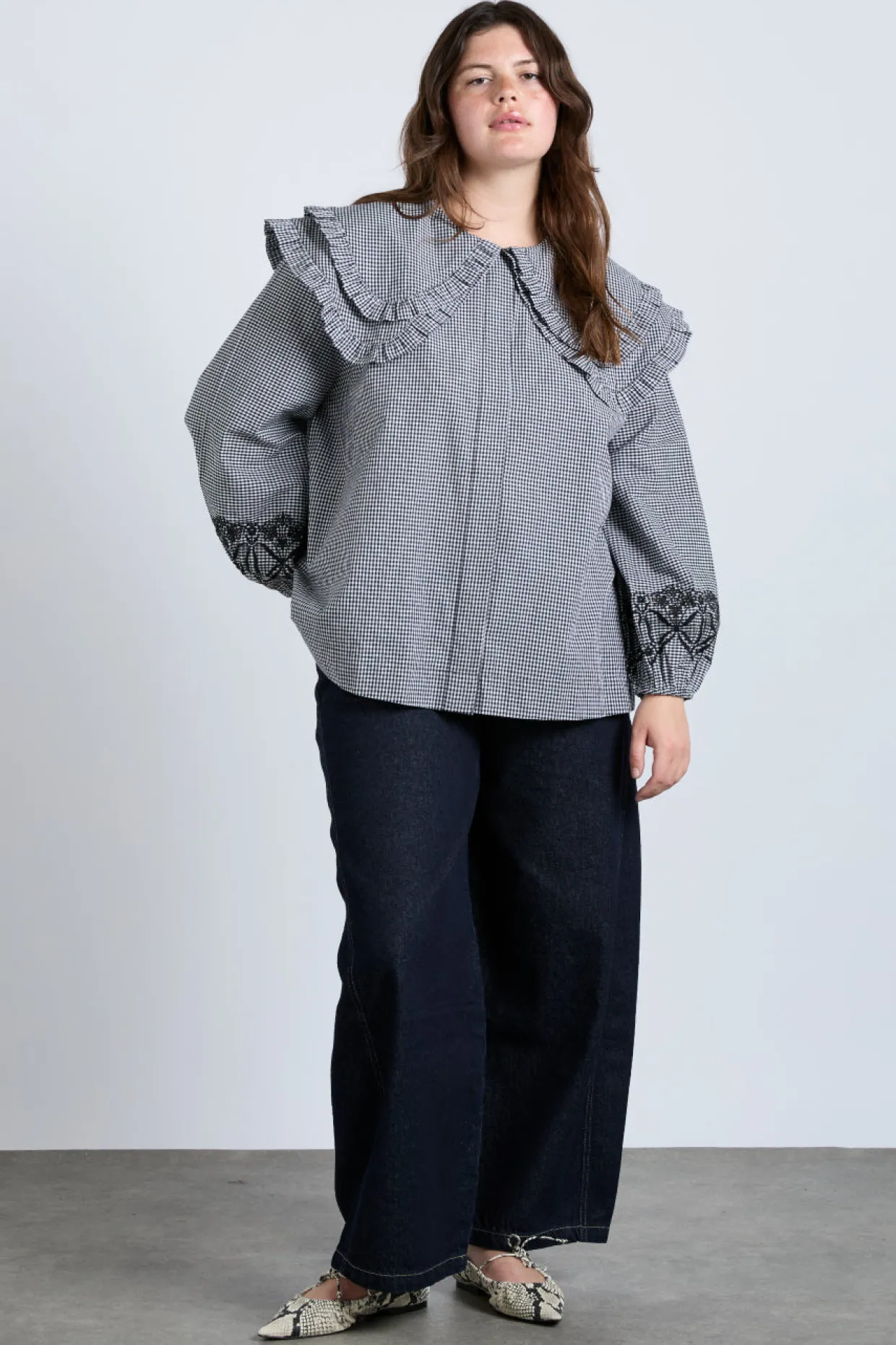 lois double collar blouse - black gingham