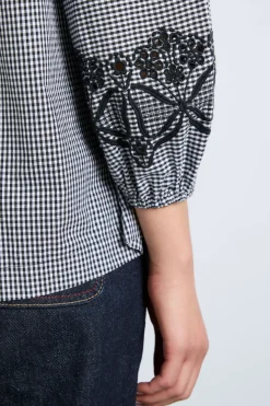 lois double collar blouse - black gingham