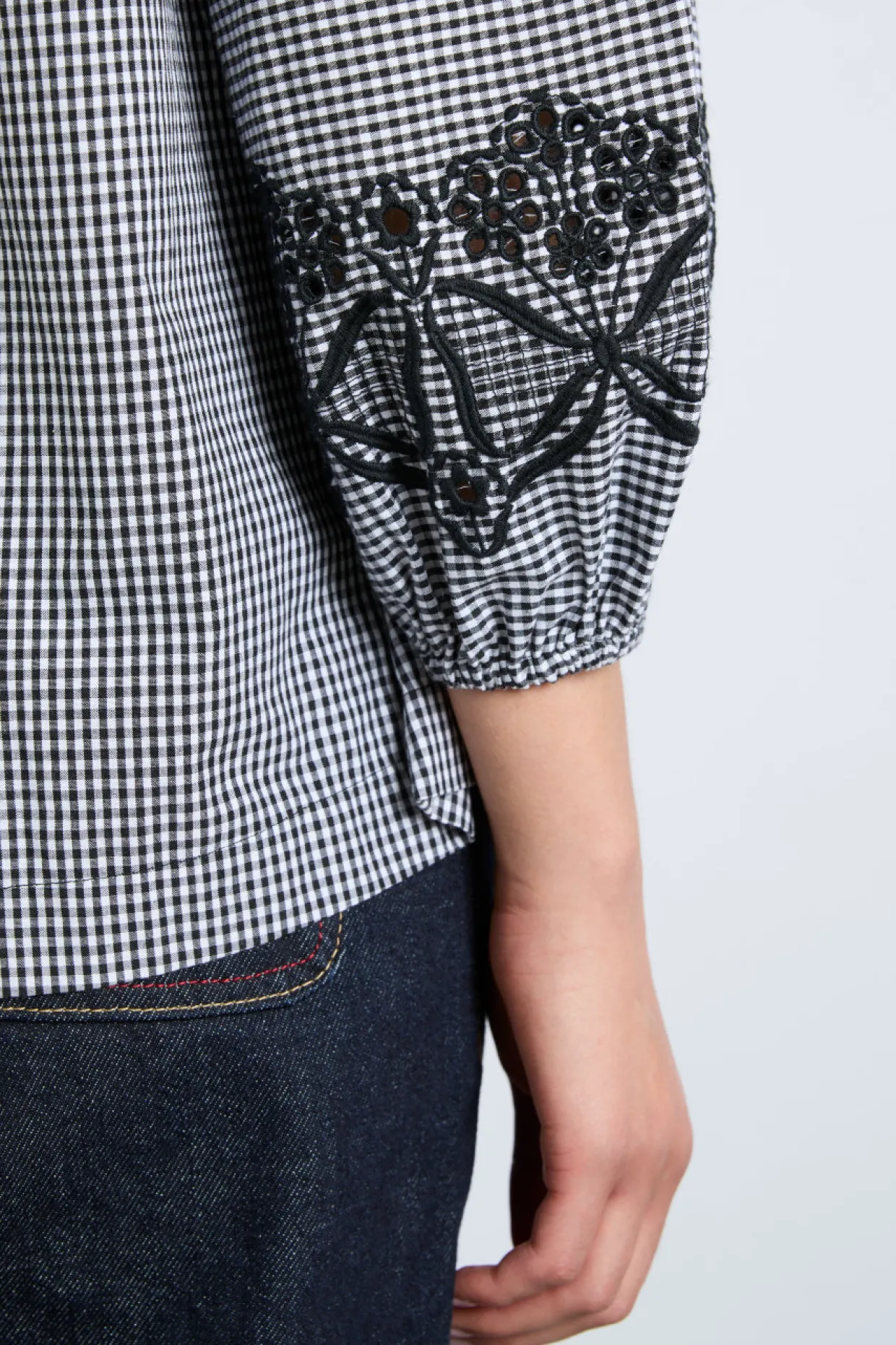 lois double collar blouse - black gingham