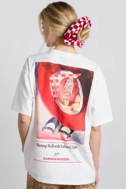 shrimp roll with chips boyfriend tee - white