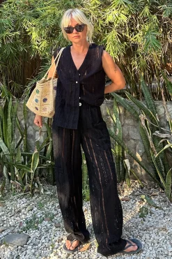 vacation pants - black broderie