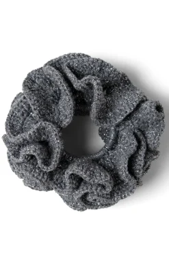 wiggle crochet scrunchie in silver metallic knit